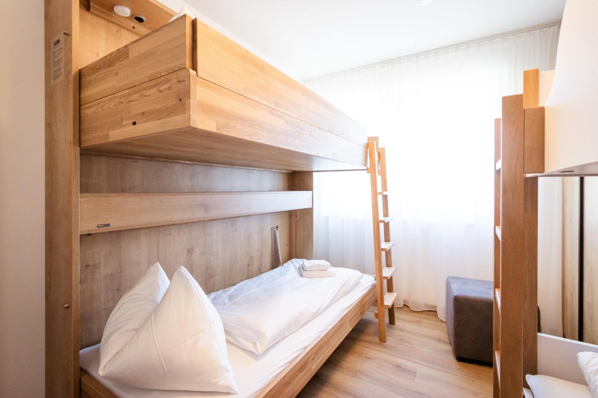 Alpenstolz Damuels Haus 1 - Stilvoll Urlauben In Den Bergen Lägenhet Exteriör bild
